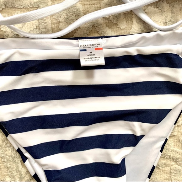 Brazilian style triangle top string bikini! Large top, Medium bottom. - Picture 7 of 7